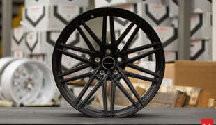 Vossen CV10, Цвет: Satin Black