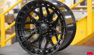Vossen HFX-1, Цвет: Satin Black (8 болтов)