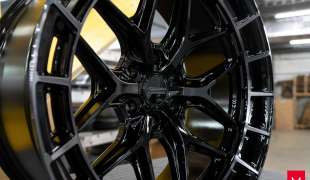 Vossen HFX-1, Цвет: Tinted Gloss Black (6 болтов)