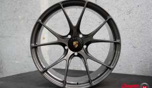 Vossen x Champion Motorsport RS74