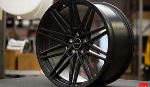 Vossen CV10, Цвет: Satin Black