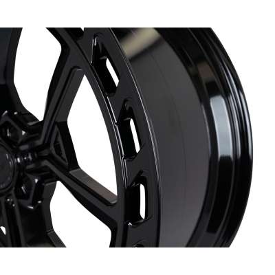 Urban Automotive x Vossen UV-X