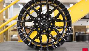 Vossen HFX-1, Цвет: Tinted Gloss Black (8 болтов)
