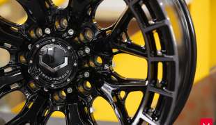 Vossen HFX-1, Цвет: Tinted Gloss Black (8 болтов)