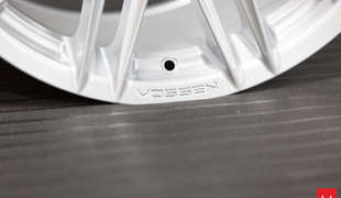 Vossen VFS-4: Цвет Silver Metallic - СНЯТ С ПРОИЗВОДСТВА